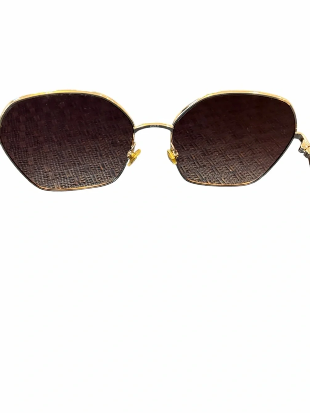 Kate Spade gold rimmed sunglasses with case - Picture 5 of 16